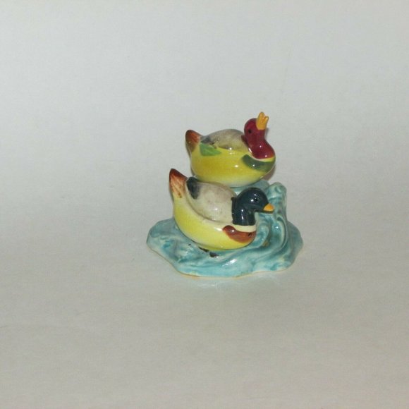 Salt & Pepper Shakers Vintage 3 pc set Ducks Cottagecore Mid-century - Picture 12 of 12
